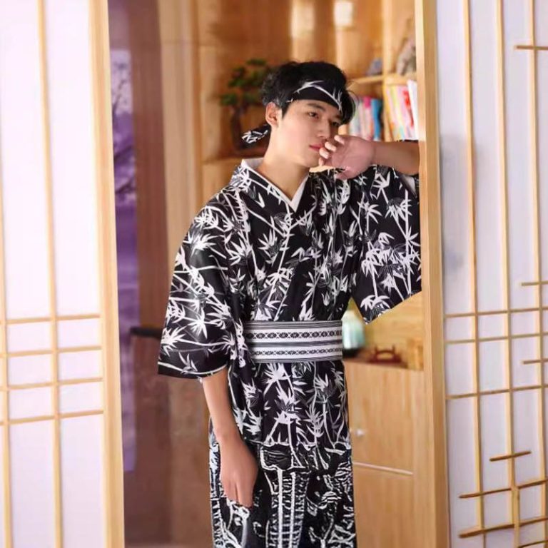 Kimono traditionnel japonais en polyester noir à motifs de bambou blanc avec ceinture obi