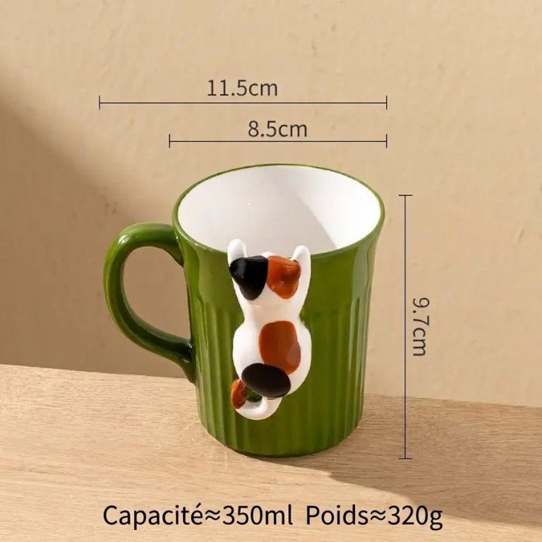 Mug chat kawaii en céramique cannelée avec chat en relief 3D accroché au rebord - Vert avec chat tacheté
