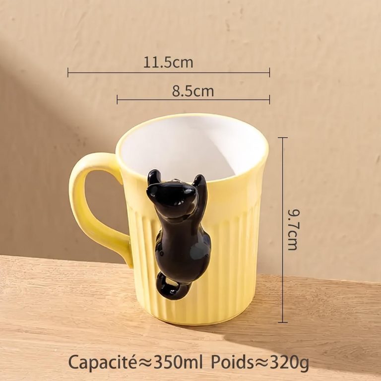 Mug chat kawaii en céramique cannelée avec chat en relief 3D accroché au rebord - Jaune avec chat noir