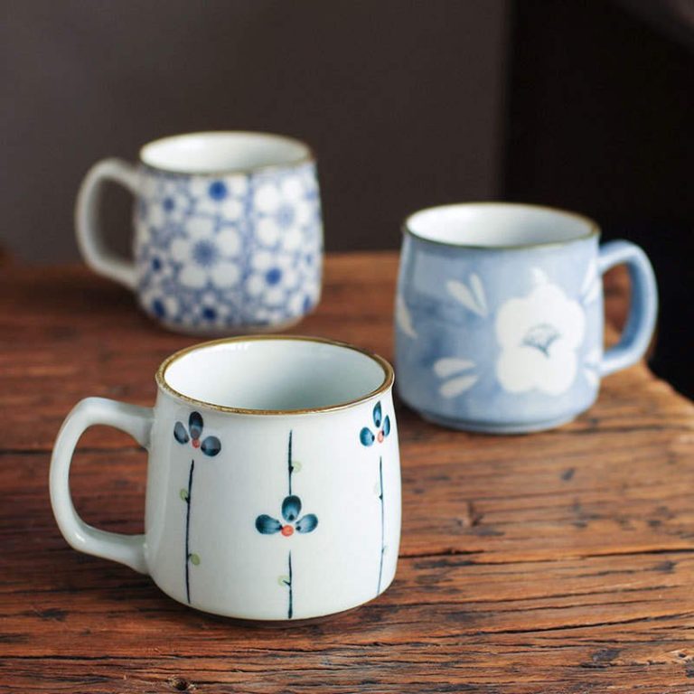 Mug-en-ceramique-fait-main-a-motifs-floraux-japonais-avec-lisere-dore-picture-2