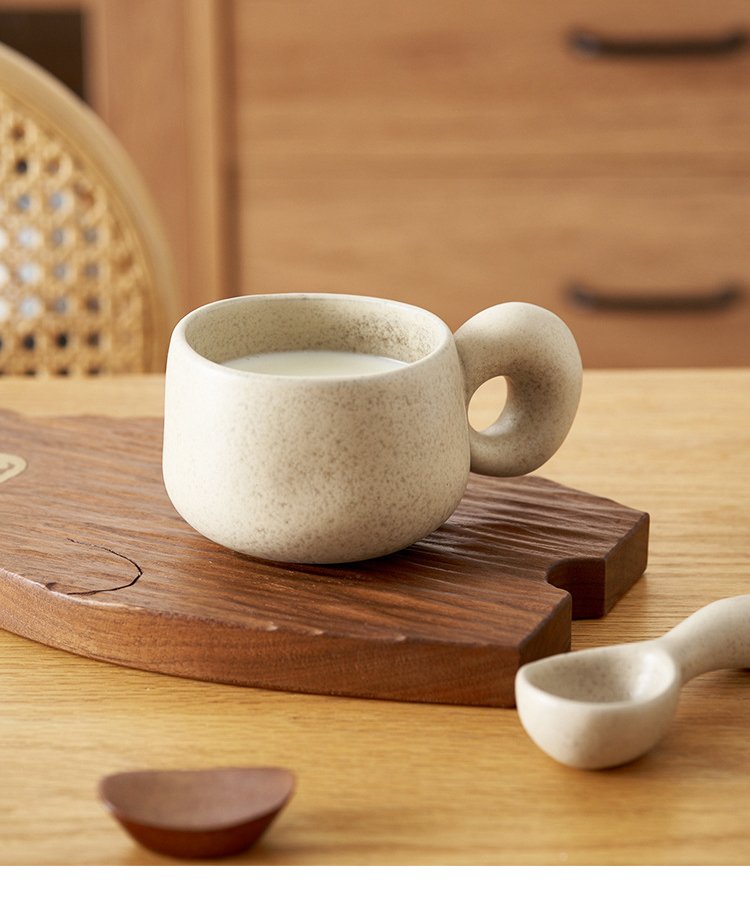 Mug-en-ceramique-japonaise-fait-main-a-finition-mate-granuleuse-et-anse-en-annea-picture-3