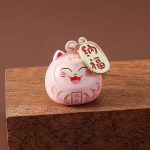 Porte-cle-maneki-neko-daruma-en-email-avec-clochette-doree-et-motifs-floraux-picture-8