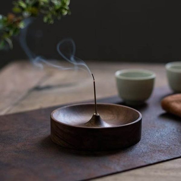 Porte-encens en bois minimaliste à socle conique pour bâtons d'encens