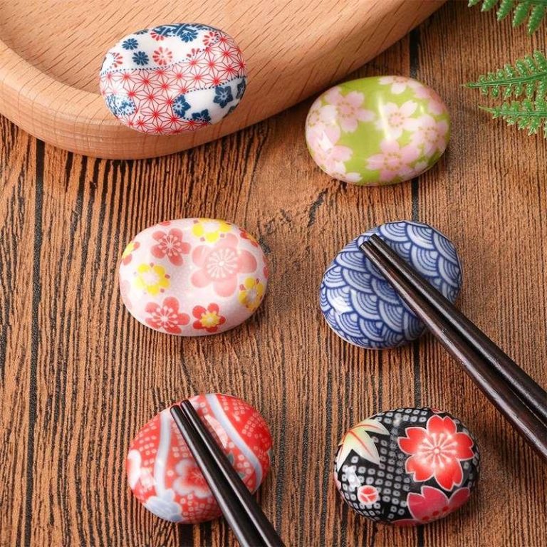 Repose-baguettes-japonais-en-ceramique-a-motifs-traditionnels-picture-3