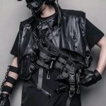 Sac banane tactique modulaire au style techwear avec sangles ajustables et mousquetons