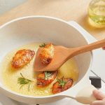 Spatule-en-bois-naturel-a-manche-long-ergonomique-et-trou-de-suspension-ovale-picture-3