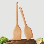 Spatule-en-bois-naturel-a-manche-long-ergonomique-et-trou-de-suspension-ovale-picture-5