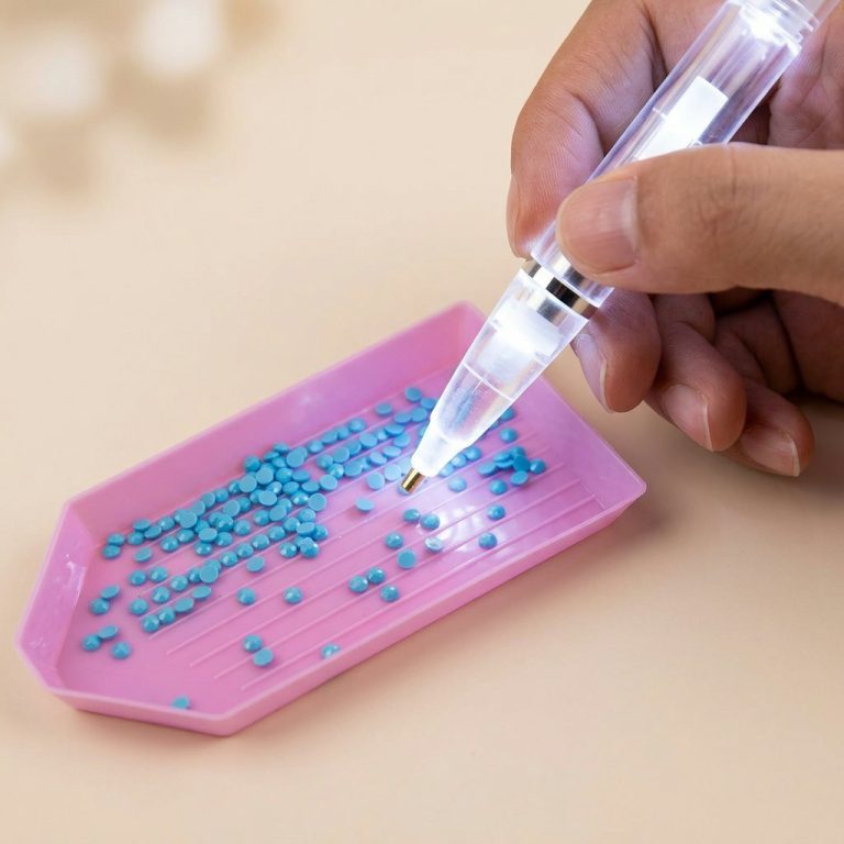 Stylo-broderie-a-diamant-avec-eclairage-LED-integre-et-manche-en-metal-brosse-picture-1-1