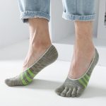 5 paires de chaussettes d'été invisibles pour hommes, en coton, rayures colorées, fines, douces, bouche peu profonde, respirantes, déodorantes, 5 doigts