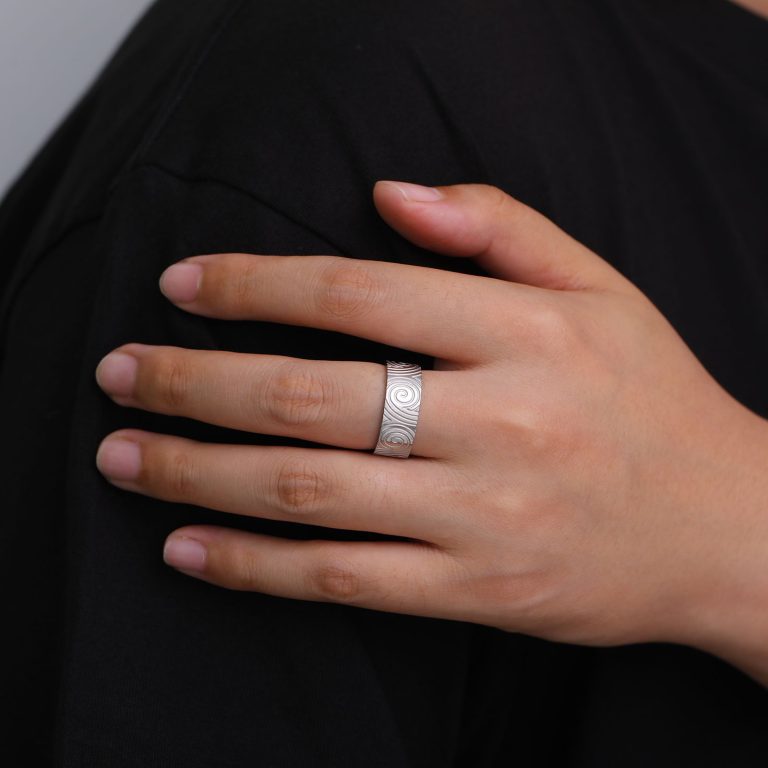 Bague-a-spirales-ondulees-gravees-en-relief-en-acier-inoxydable-argent-ou-dore-1-picture-3
