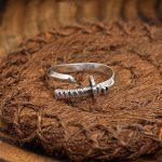 Bague-katana-de-style-japonais-en-metal-argente-ajustable-picture-1