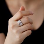Bague-large-ajouree-en-acier-inoxydable-avec-symbole-Om-pour-la-meditation-et-le-picture-5