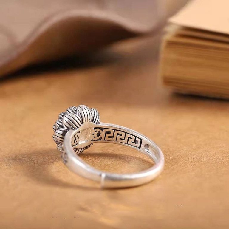 Bague-mantra-de-fleur-de-lotus-en-metal-argente-vieilli-avec-pierre-agate-picture-3