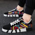 Baskets-de-skate-basses-a-motifs-geometriques-multicolores-pour-homme-picture-3