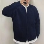 Blouson-type-bomber-en-maille-cotelee-avec-fermeture-zippee-et-poches-laterales-picture-7