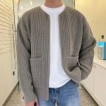 Blouson-type-bomber-en-maille-cotelee-avec-fermeture-zippee-et-poches-laterales-picture-9