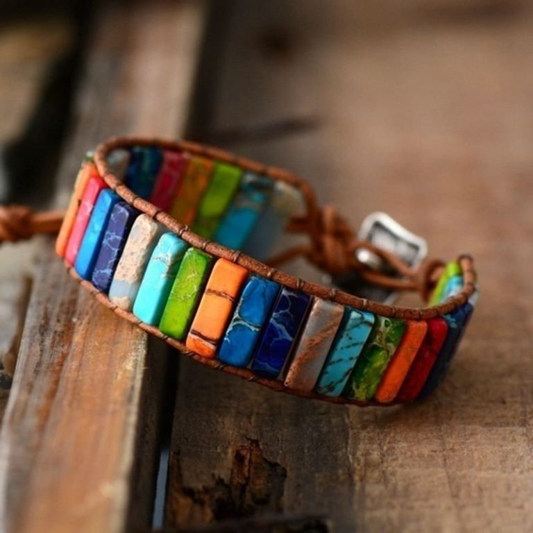 Bracelet-7-chakras-authentique-a-perles-multicolores-sur-cordon-en-cuir-avec-nud-picture-2