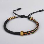 Bracelet-coulissant-cordon-tresse-artisanal-avec-perle-en-cuivre-dore-grave-picture-4