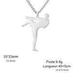 Collier arts martiaux avec pendentif coup de pied latéral en acier inoxydable ajouré - Coup de Pied avec Torse Argenté