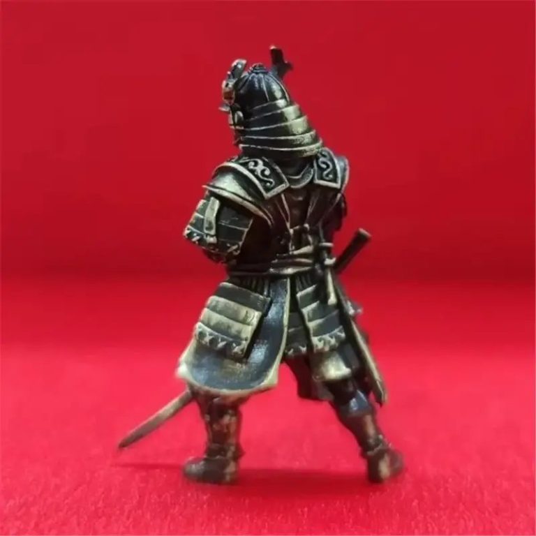 Figurine-samourai-en-bronze-patine-avec-armure-complete-picture-2