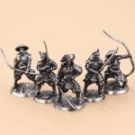 Figurine-samourai-miniature-en-metal-avec-armure-traditionnelle-japonaise-miniature