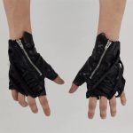 Gants-sans-doigts-en-cuir-a-effet-matelasse-et-zip-argente-picture-1