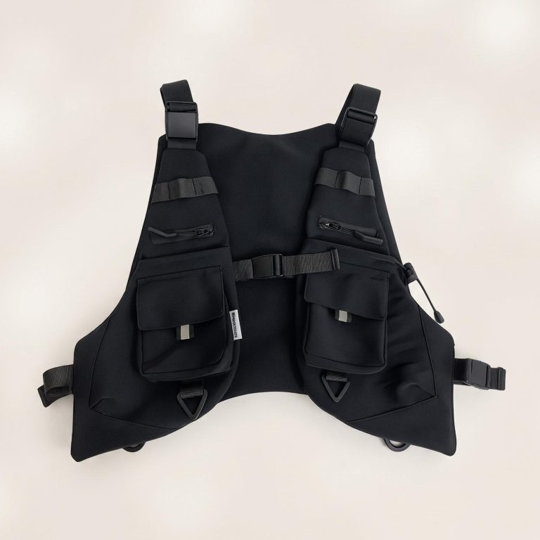 Gilet-tactique-leger-a-poches-multiples-dans-un-style-urbain-techwear-picture-1-1