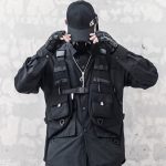 Gilet-tactique-leger-a-poches-multiples-dans-un-style-urbain-techwear-picture-2