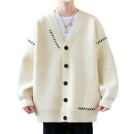Gros-pull-en-maille-facon-cardigan-a-surpiqures-contrastees-en-diagonale-picture-2