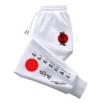 Jogging-japonais-homme-a-imprimes-de-cercle-rouge-et-de-kanji-blancs-picture-4