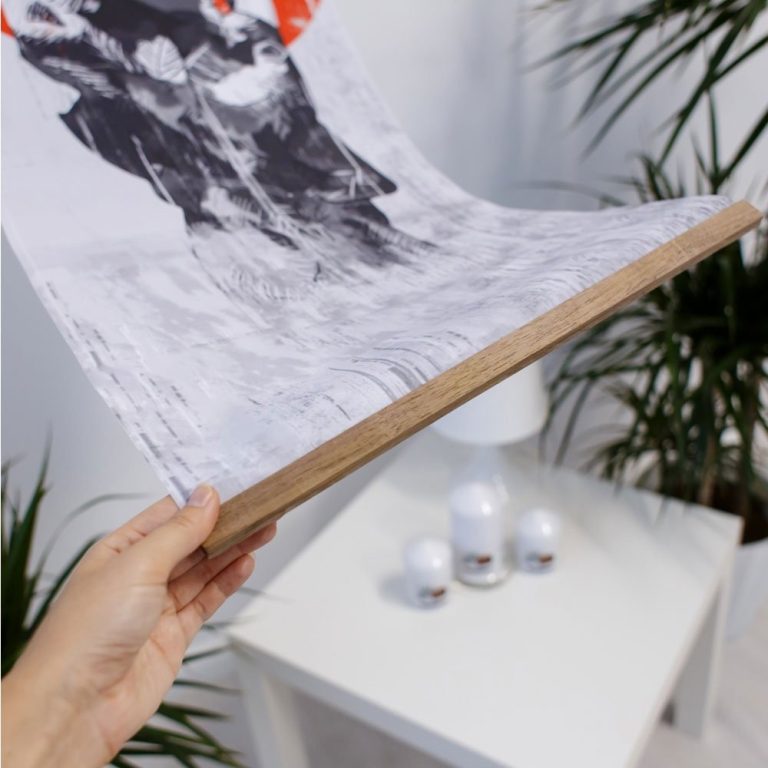 Kakemono mural à motifs de samouraï et katana sur toile textile suspendue en bois
