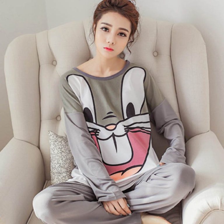 Kawaii-pyjama-set-ample-et-confortable-a-motifs-dours-chat-lapin-et-panda-picture-8
