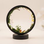 Lampe-dambiance-relaxante-a-anneau-lumineux-avec-cristaux-et-mousse-verte-miniature