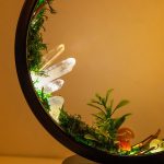 Lampe-dambiance-relaxante-a-anneau-lumineux-avec-cristaux-et-mousse-verte-picture-2