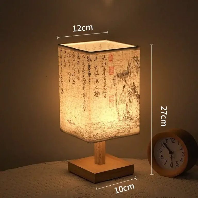 Lampe-japonaise-traditionnelle-a-abat-jour-calligraphie-et-socle-en-bois-massif-picture-4