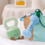 Mini-peluche-kawaii-haltere-ou-kettlebell-avec-visage-souriant-picture-8