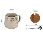 Mug à thé japonais en céramique artisanale avec couvercle en bambou et motifs peints à la main