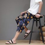 Pantacourt-large-homme-a-motifs-floraux-coupe-sarouel-et-taille-elastique-picture-6