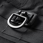 Pantalon-a-sangles-ajustables-et-poches-zippees-pour-un-style-streetwear-urbain-picture-5