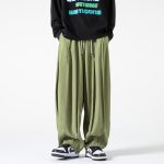 Pantalon-parachute-homme-oversize-a-plis-avec-jambes-larges-et-taille-elastique-picture-4