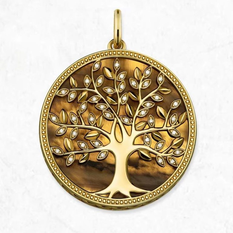 Pendentif doré d'arbre de vie en argent avec incrustation de pierres et fond œil de tigre