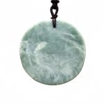 Pendentif-jade-rond-sculpte-au-motif-de-renard-fleuri-picture-2