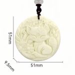 Pendentif-jade-rond-sculpte-au-motif-de-renard-fleuri-picture-6