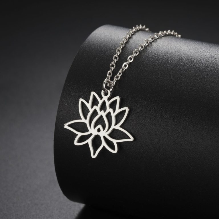 Pendentif-lotus-epure-en-acier-inoxydable-sur-chaine-fine-pour-femme-picture-6