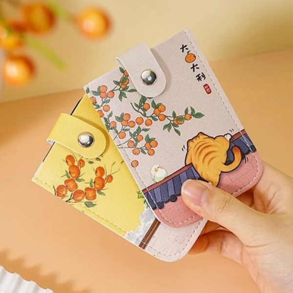 Porte-cartes pour femme en cuir à motifs floraux et animaliers inspirés de l'art asiatique