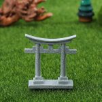 Portique-japonais-torii-en-resine-texturee-pour-scene-zen-ou-jardin-miniature-picture-1