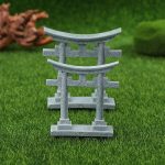 Portique-japonais-torii-en-resine-texturee-pour-scene-zen-ou-jardin-miniature-picture-3