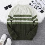 Pull-en-maille-torsadee-et-rayee-a-col-rond-pour-lhiver-picture-1