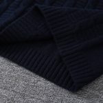 Pull-en-maille-torsadee-et-rayee-a-col-rond-pour-lhiver-picture-5