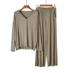 Pyjama-femme-en-coton-a-coupe-ample-et-bordures-ondulees-picture-6
